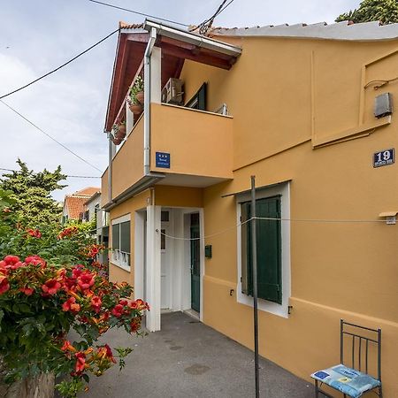 Apartments Sara Đảo Hvar Ngoại thất bức ảnh