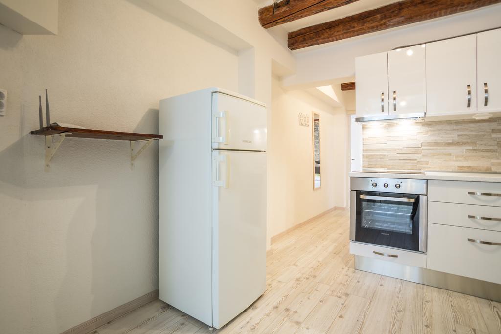 Apartments Sara Đảo Hvar Ngoại thất bức ảnh
