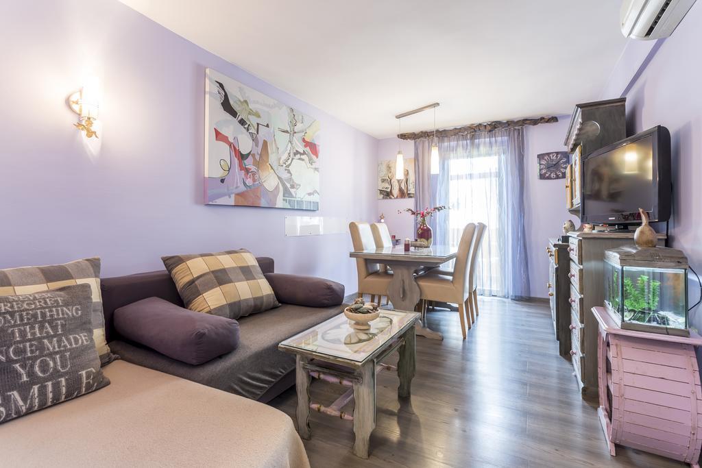Apartments Sara Đảo Hvar Ngoại thất bức ảnh