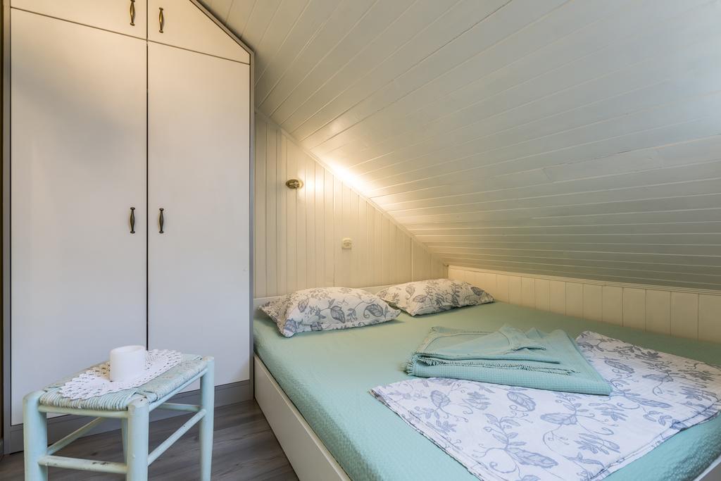 Apartments Sara Đảo Hvar Ngoại thất bức ảnh