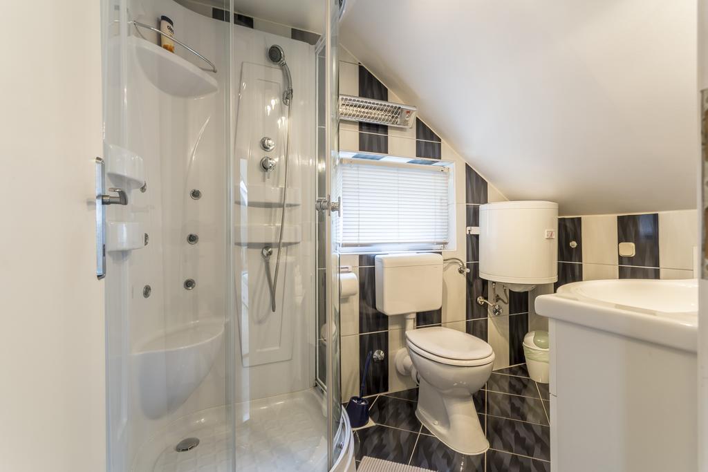 Apartments Sara Đảo Hvar Ngoại thất bức ảnh